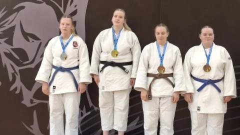 Panevėžio sporto centro dziudistai pasidabino visų spalvų medaliais