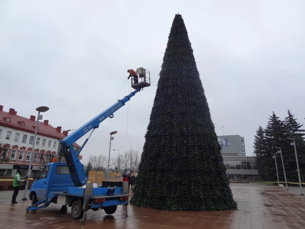 Pagrindinę miesto eglę įžiebs jau rytoj