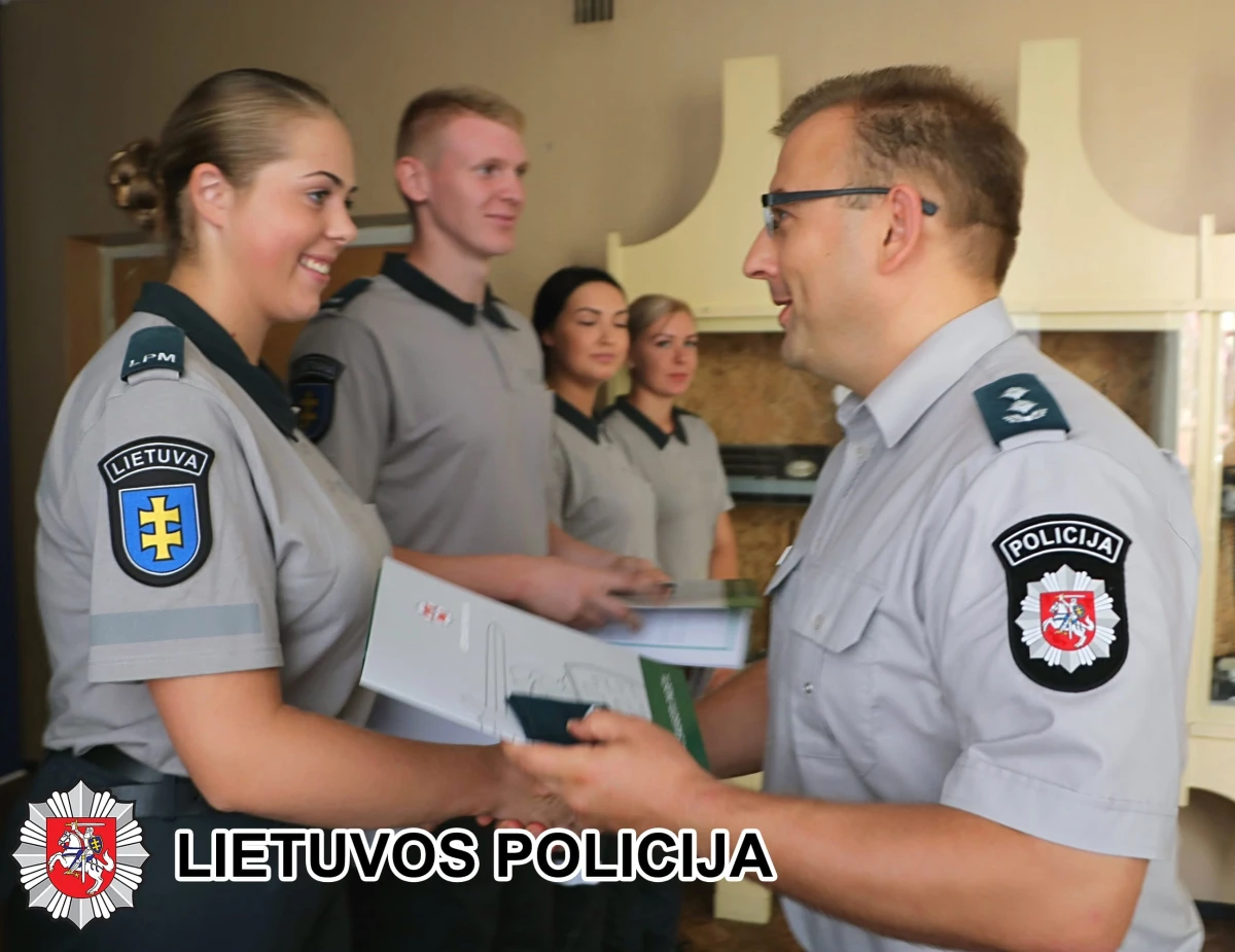 Priesaikos žodžius Panevėžio apskrities vyriausiajame policijos komisariate ištarė šeši nauji pareigūnai