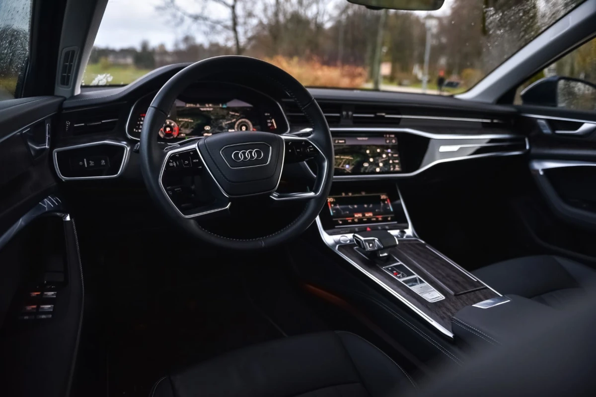 Audi A6 2