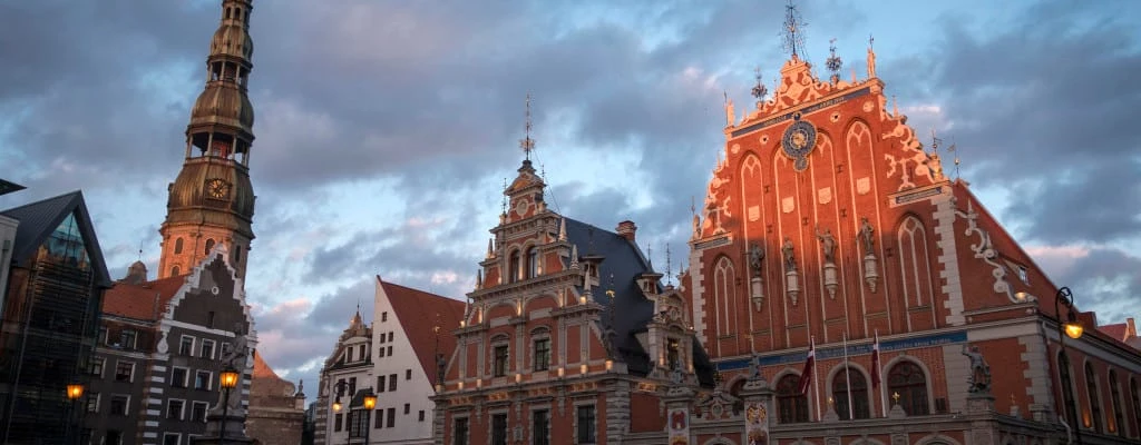 Latvija kviečia švęsti ir dovanoja renginių paradą
