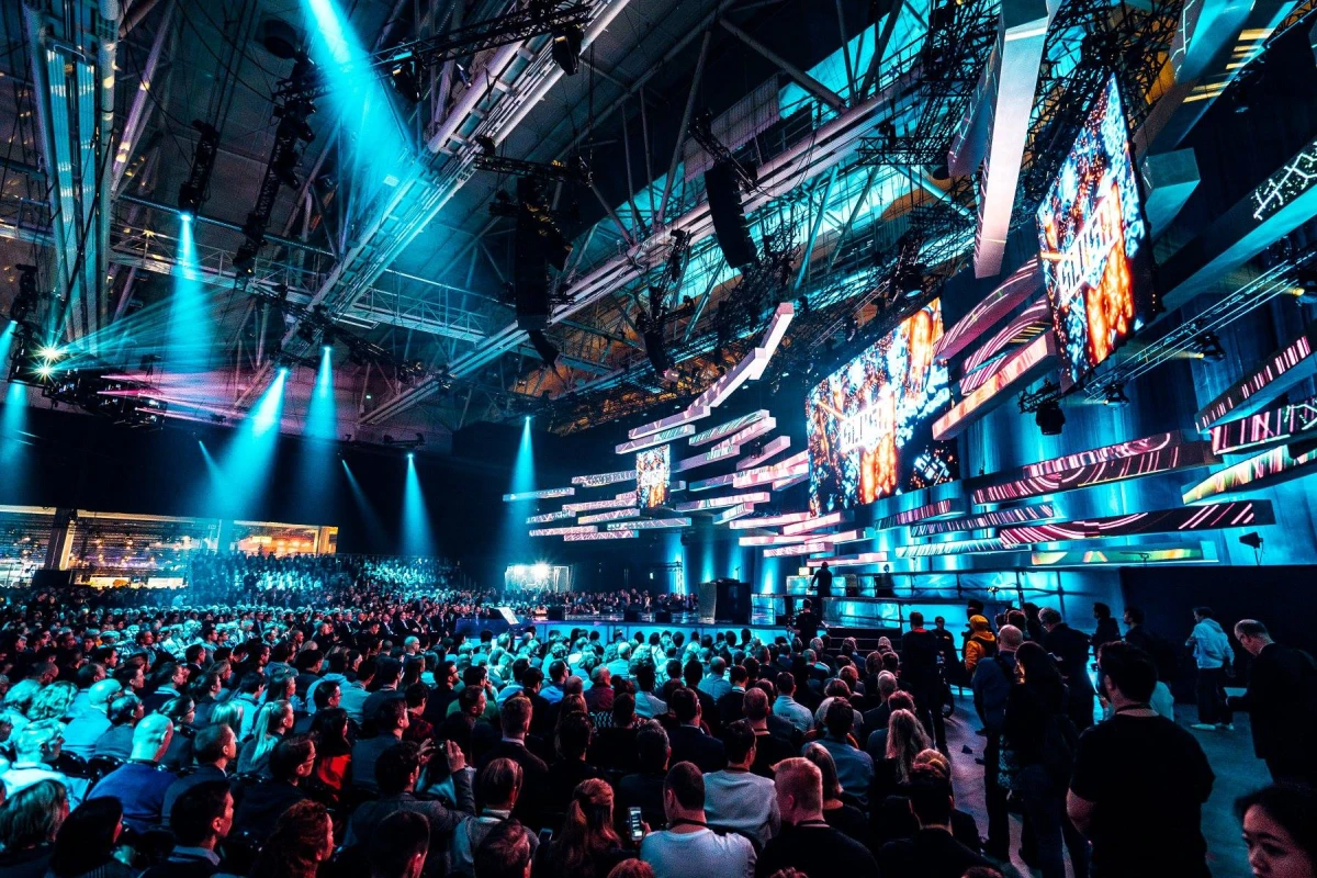 Lietuvių kuriamos inovacijos pristatytos viename didžiausių pasaulyje startuolių festivalių „Slush“