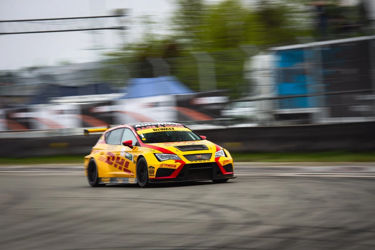 Cupra TCR 4