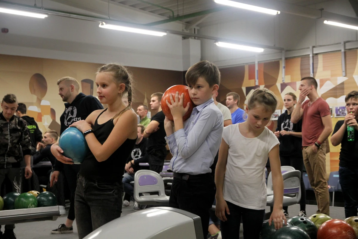 Panevėžio jaunimas išsiaiškino stipriausius boulingo kovose