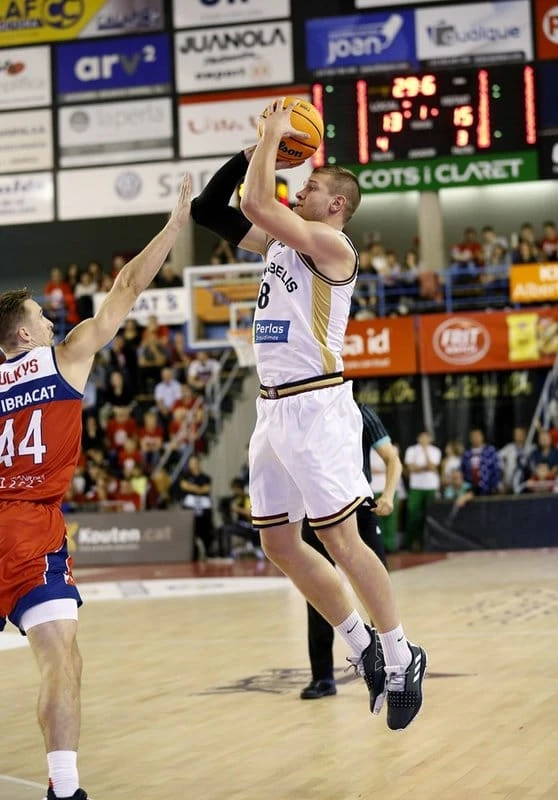 „Lietkabelis” pralaimėjo Manresos „Baxi”
