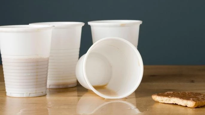 Miesto viešuosiuose renginiuose atsisakoma vienkartinių plastikinių indų