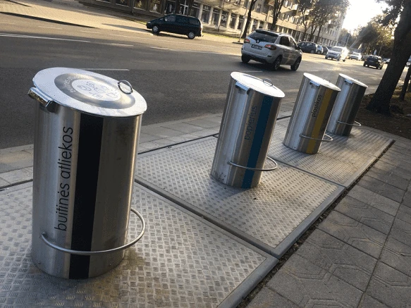 Mieste atsiras dar 15 požeminių konteinerių aikštelių