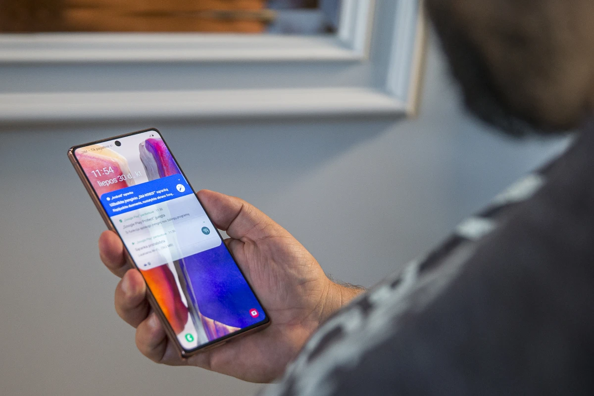 „Samsung“ pristatė galingąją „Galaxy Note 20“ seriją