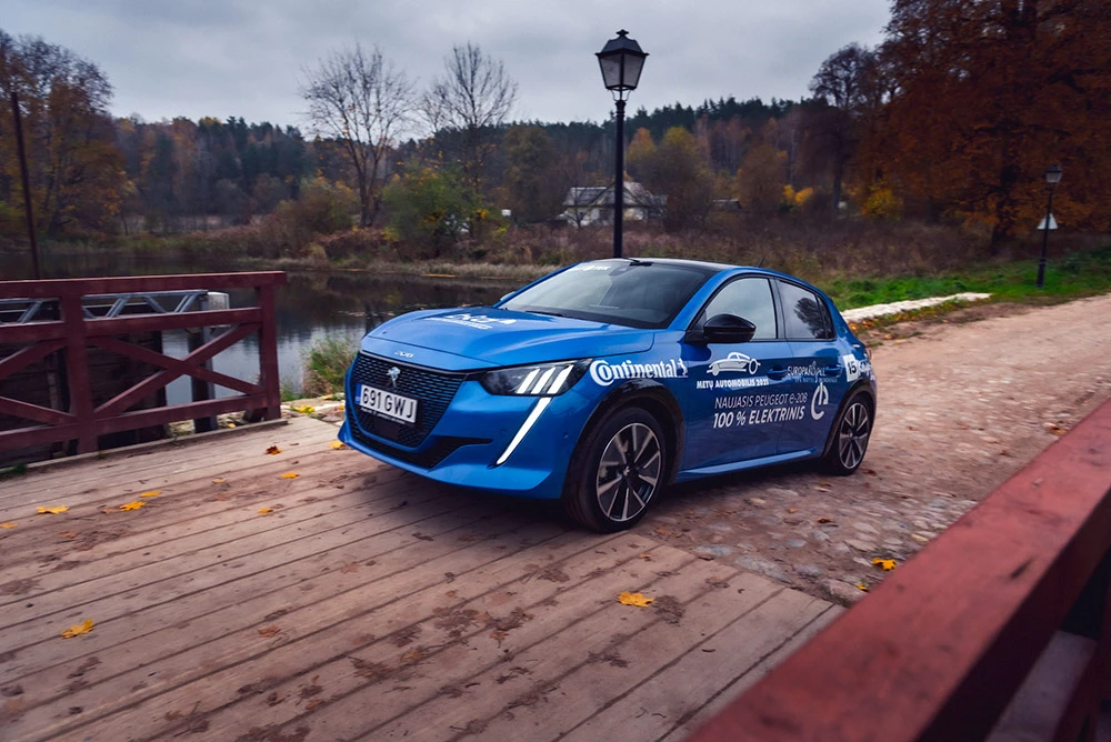 Peugeot e 208 1