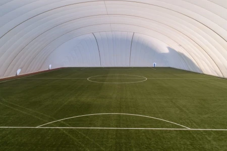 Skirtas finansavimas pripučiamo futbolo maniežo įrengimui Panevėžyje