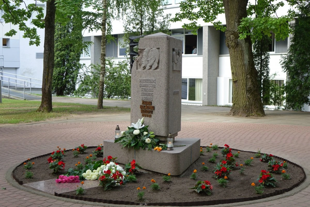 Sukanka 80 metų nuo pačių žiauriausių sovietų okupantų egzekucijų, įvykdytų Lietuvoje