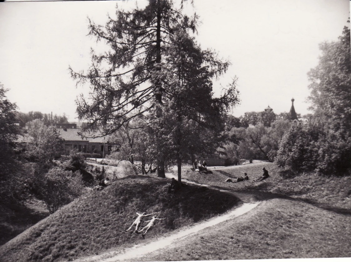 Teatro metraštininko K. Vitkaus fotografijose – žmonių, pastatų ir įvykių kaita