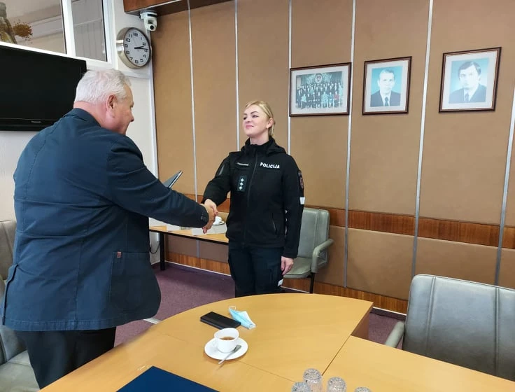 meras policija vienas
