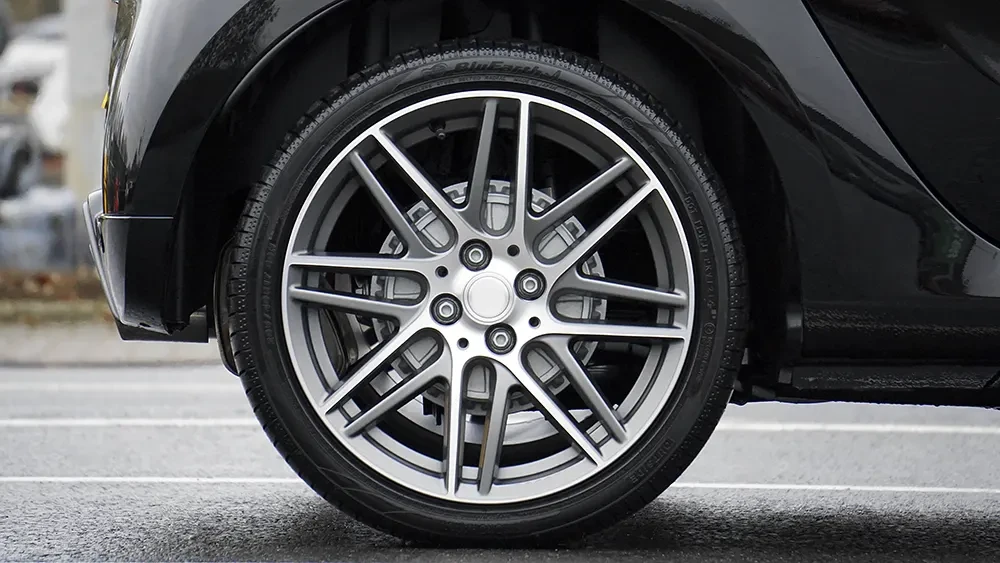 Sugalvojo pasivažinėti svetimu automobiliu