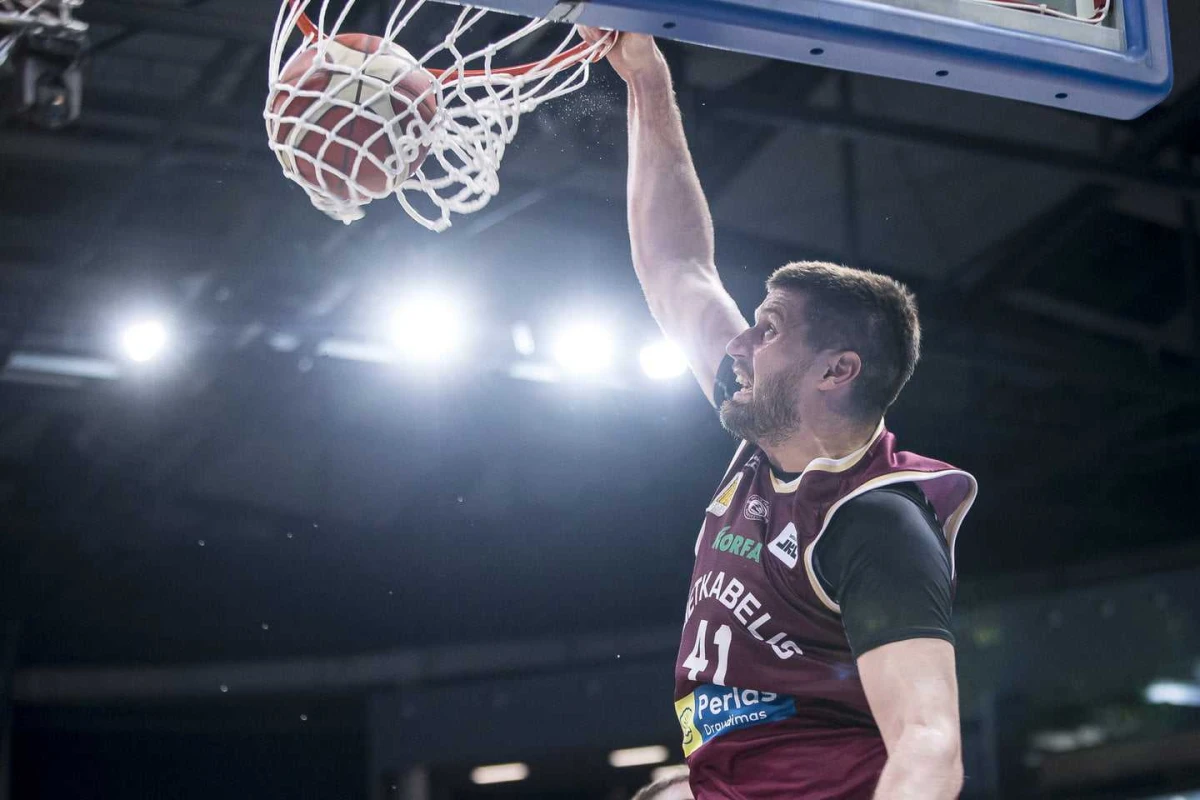 3:0 – po atkaklios kovos pasiekta pergalė atvėrė kelią į pusfinalį