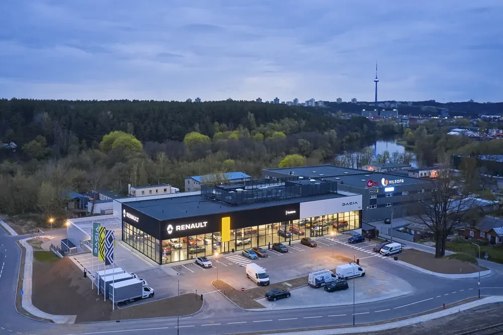 Vilniuje duris atvėrė moderniausias Rytų Europoje „Renault“ ir „Dacia“ centras