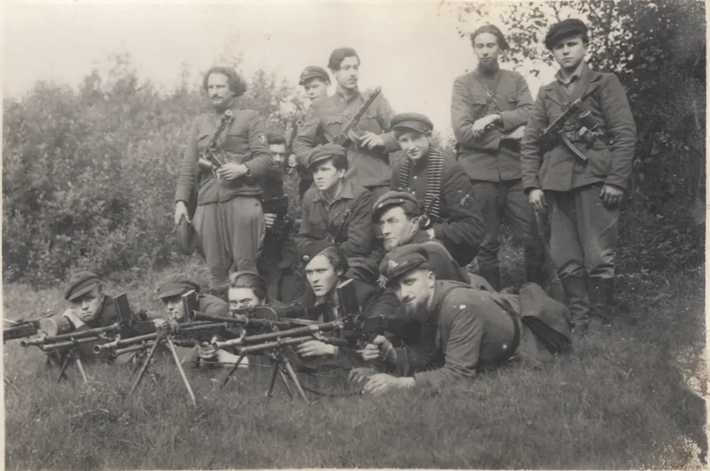 Bibliotekai dovanoti du asmeniniai archyvai apie partizanų rezistenciją sovietmečiu
