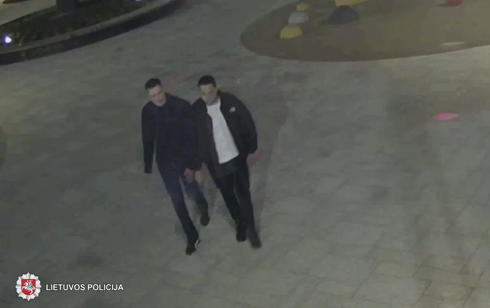 Policija prašo padėti atpažinti asmenis