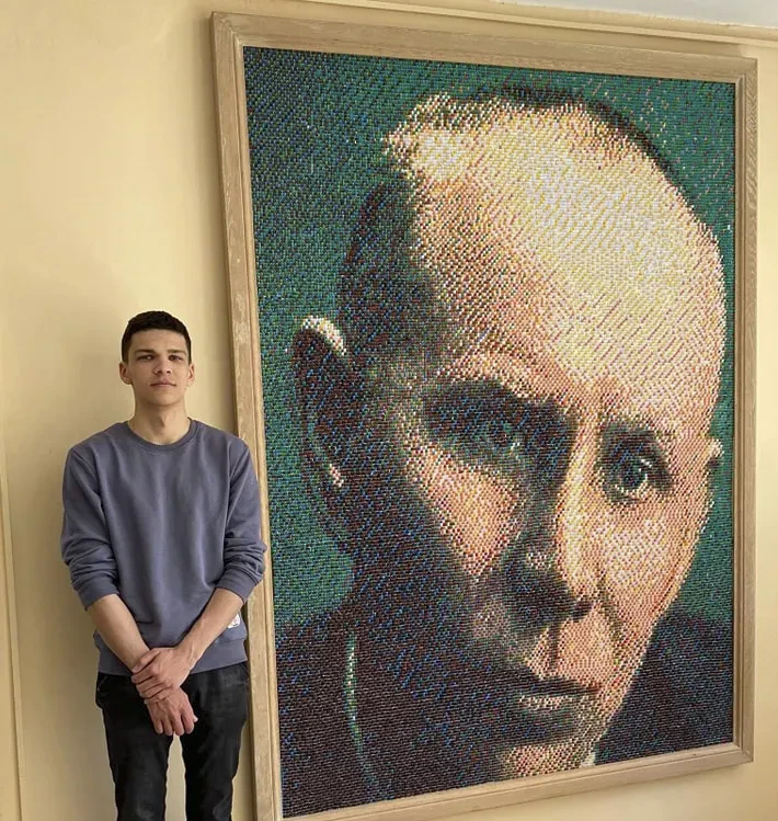 Abiturientas sukūrė įspūdingą J.Zikaro paveikslą