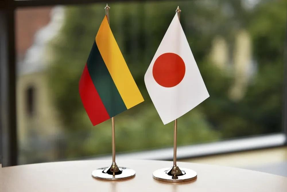 Ministras G. Landsbergis su darbo vizitu lankysis Tokijuje, Japonijoje