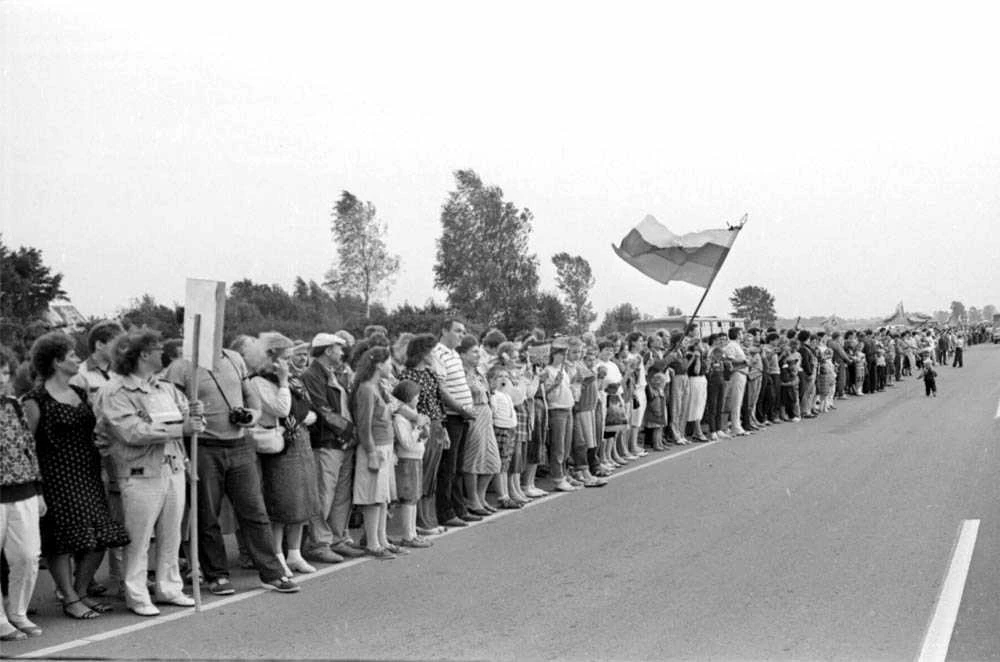 Minėsime 33-iąsias Baltijos kelio metines