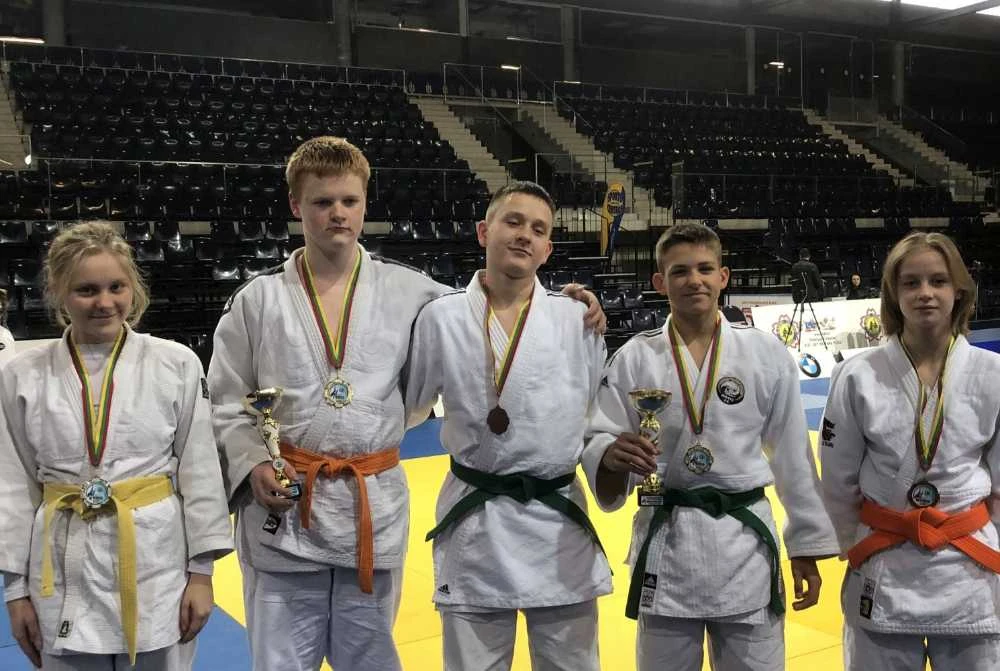 Dziudo sportininkai iš varžybų grįžo su apdovanojimais