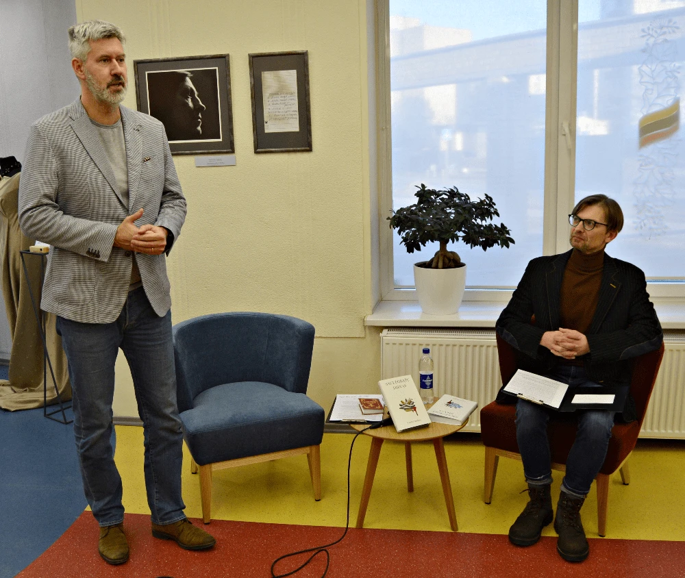 Bibliotekoje pristatyta Liudo Dapkaus knyga „Saulėgrąžų dievas“
