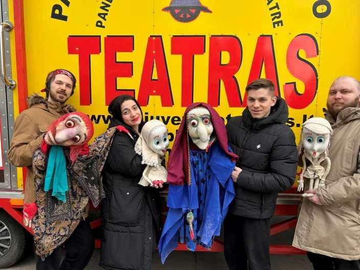 Lėlių vežimo teatras vyksta gastrolių į Daniją