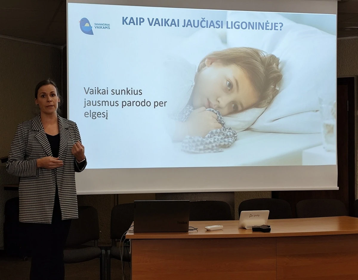Panevėžio ligoninės personalas ir VšĮ „Savanoriai vaikams“ organizacija vienijasi dėl mažųjų pacientų gerovės