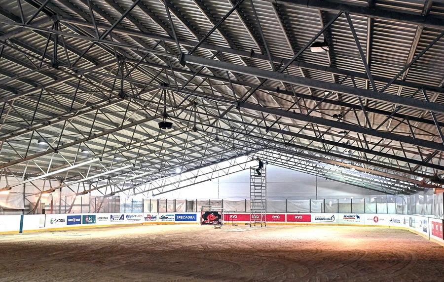netrukus duris atvers suremontuota ledo arena