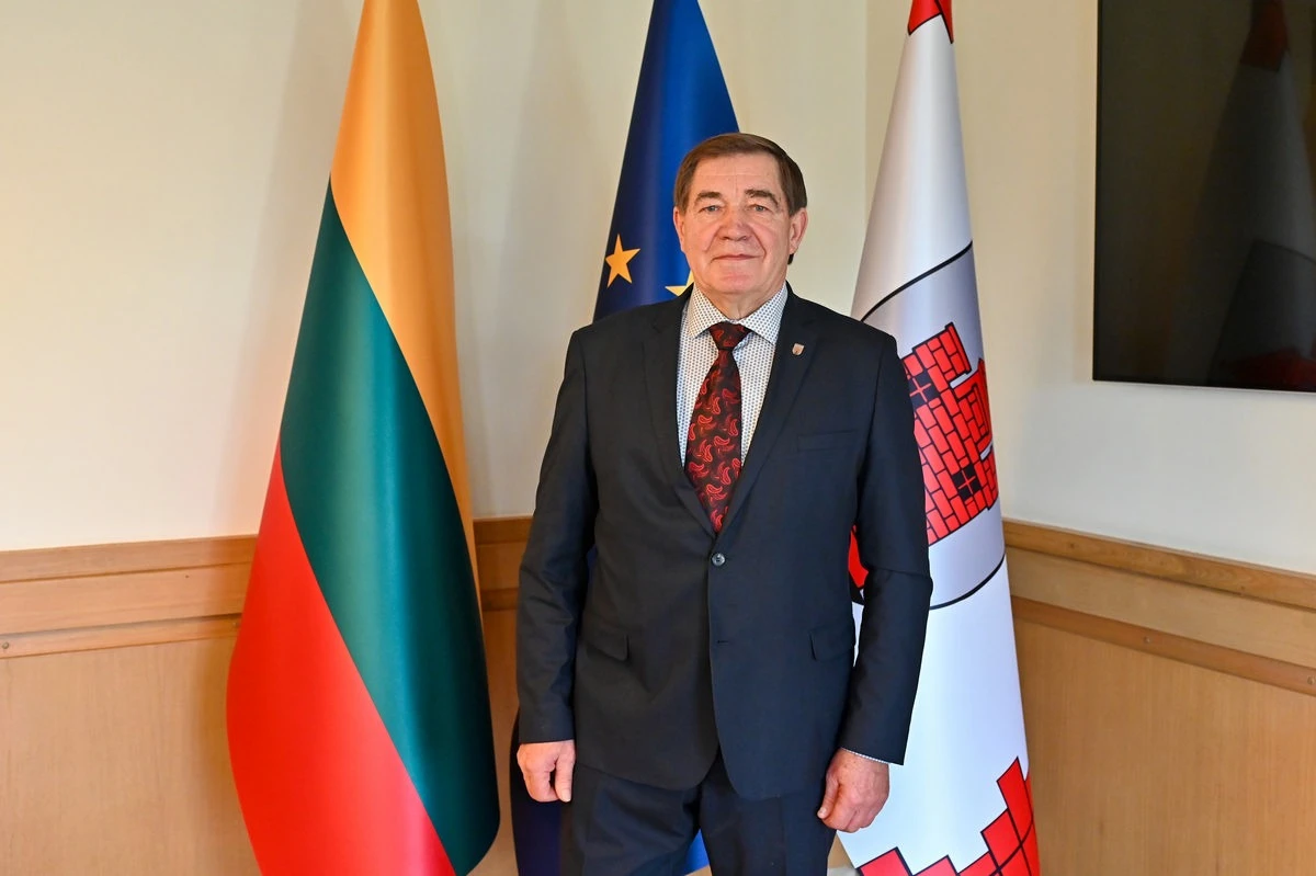 Laikinuoju meru paskyrė Petrą Luomaną. Balsavo ne visi