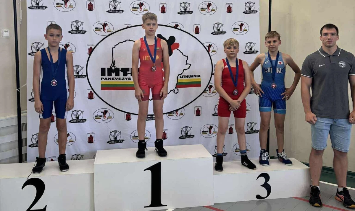Lietuvos graikų-romėnų imtynių žaidynėse panevėžiečiai iškovojo visų spalvų medalius