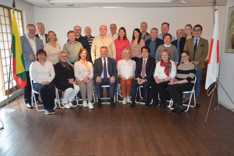 17799259 1349529438426448 952516678965165750 n