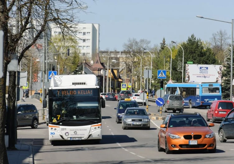 Papildomi pinigai miesto gatvėms, takams, įvažoms