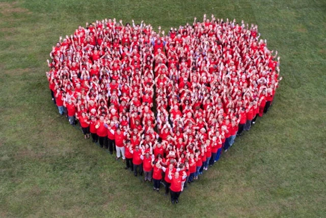 Kviečiame siekti didžiausio iš žmonių sudaryto ženklo rekordo