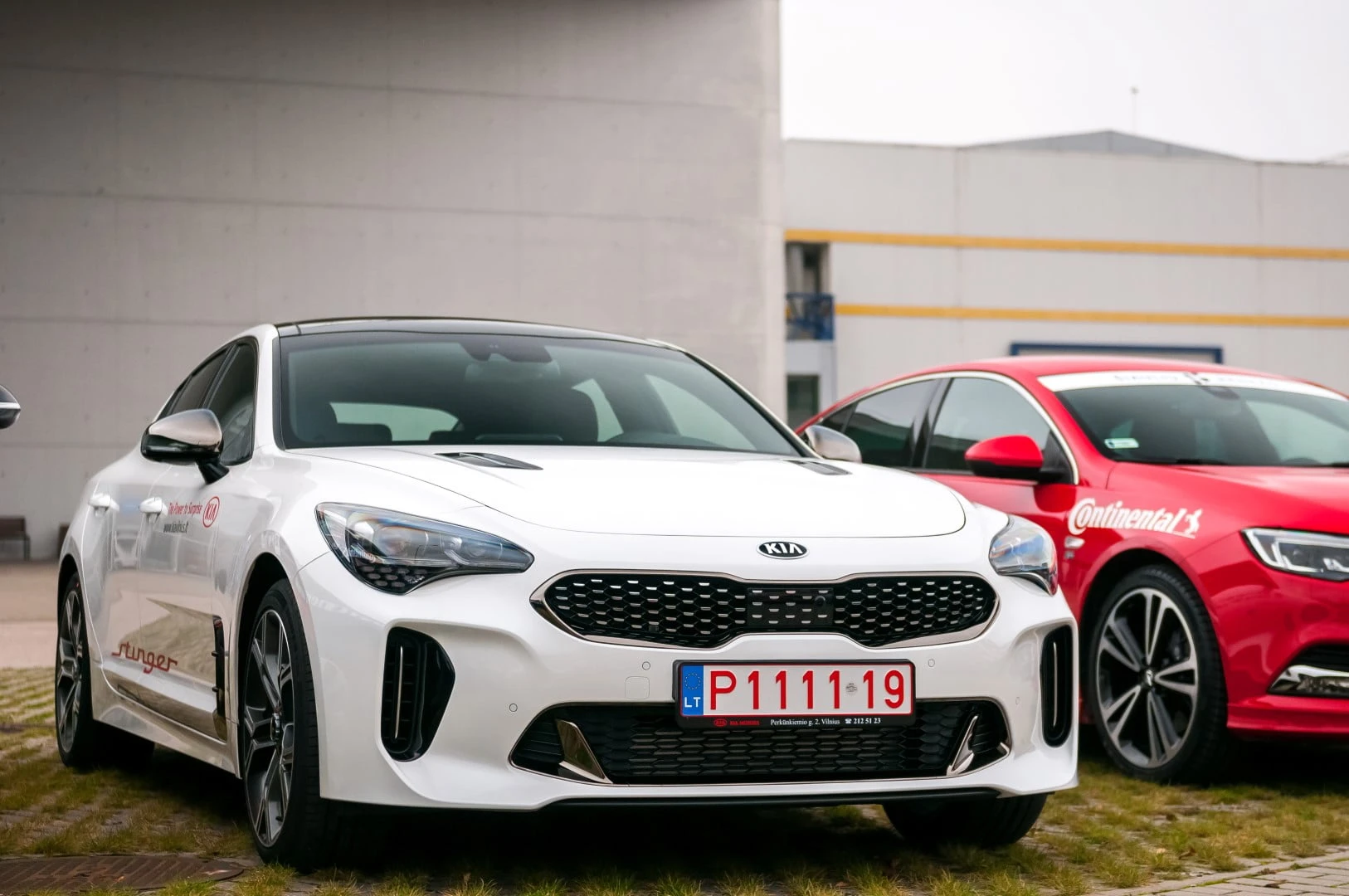Metų automobilis. Įdomioji statistika: kurios automobilių funkcijos – pigiausios?