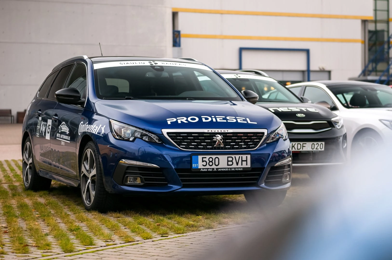 Metų automobilis. Įdomioji statistika: kurios automobilių funkcijos – pigiausios?