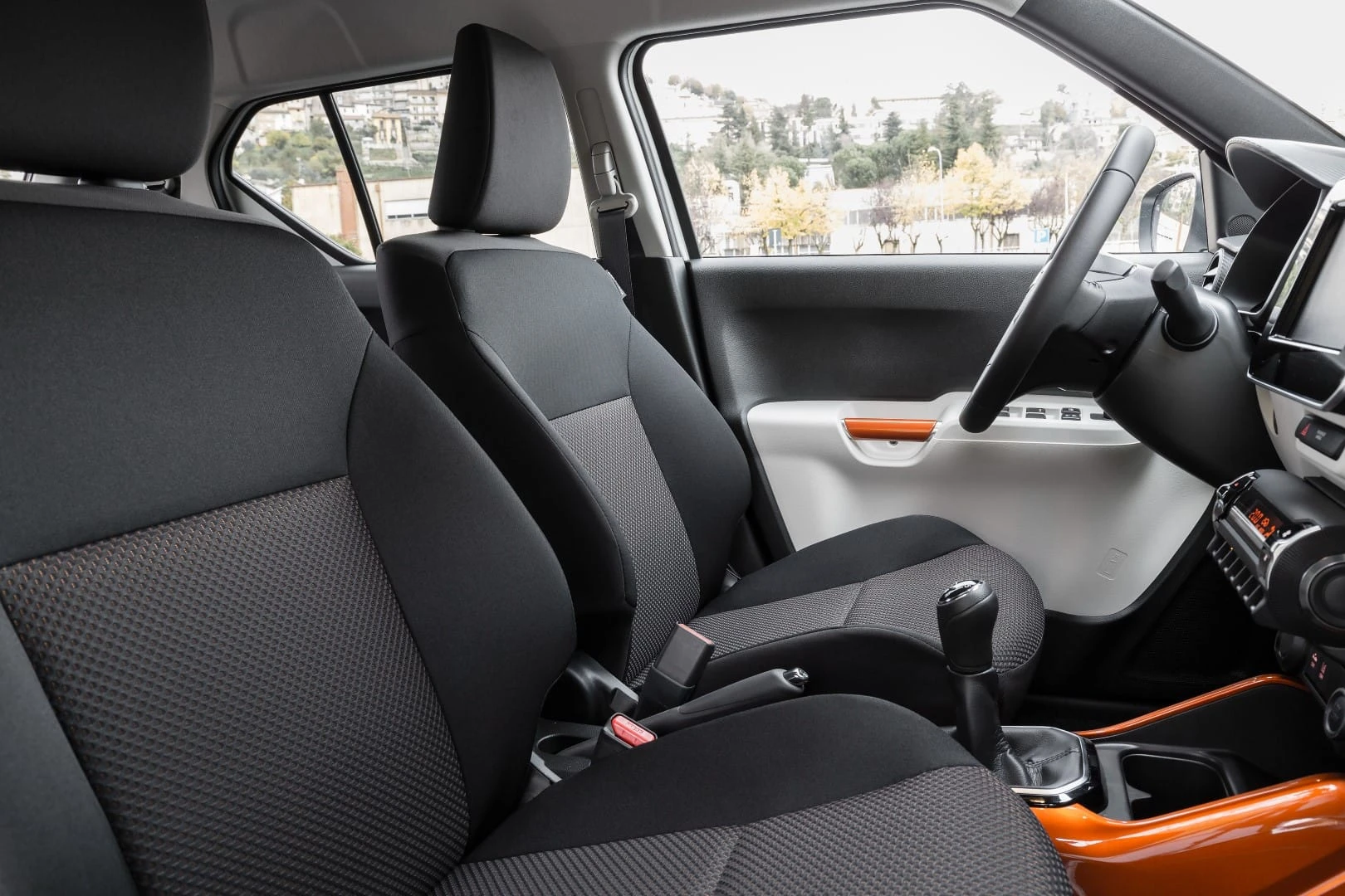 „Suzuki“ naujiena Lietuvoje – mažiausias krosoveris „Ignis“