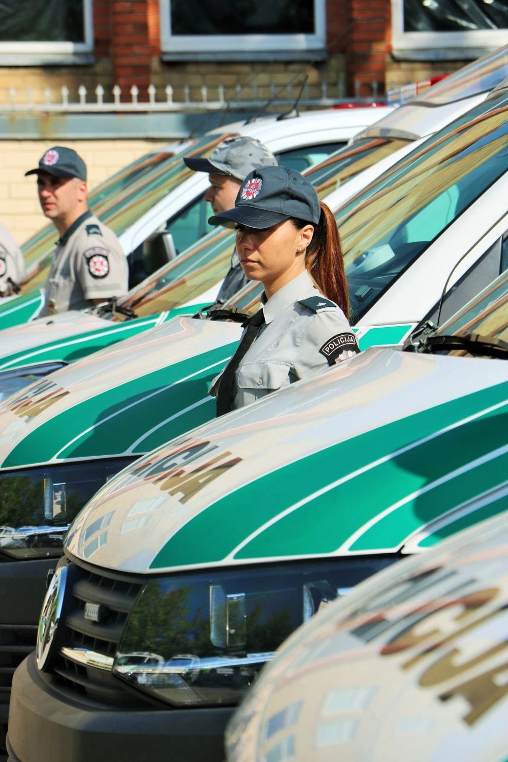 Į gatves išriedėjo nauji modernūs policijos automobiliai