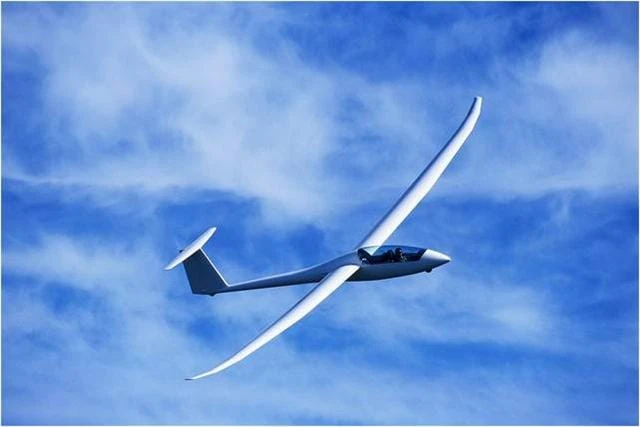 Rojūnų aerodrome varžysis sklandytojai