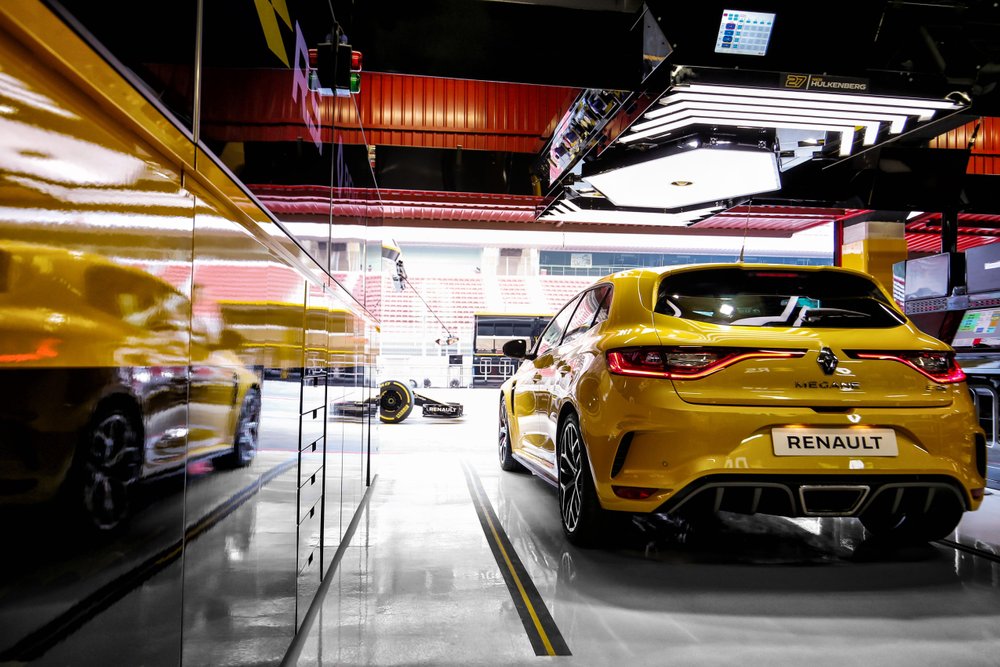 2018 – Nouvelle Renault MÉGANE R.S. TROPHY et la monoplace Renault R.S. 18 NewRenaultMGANERSTROPHY 2