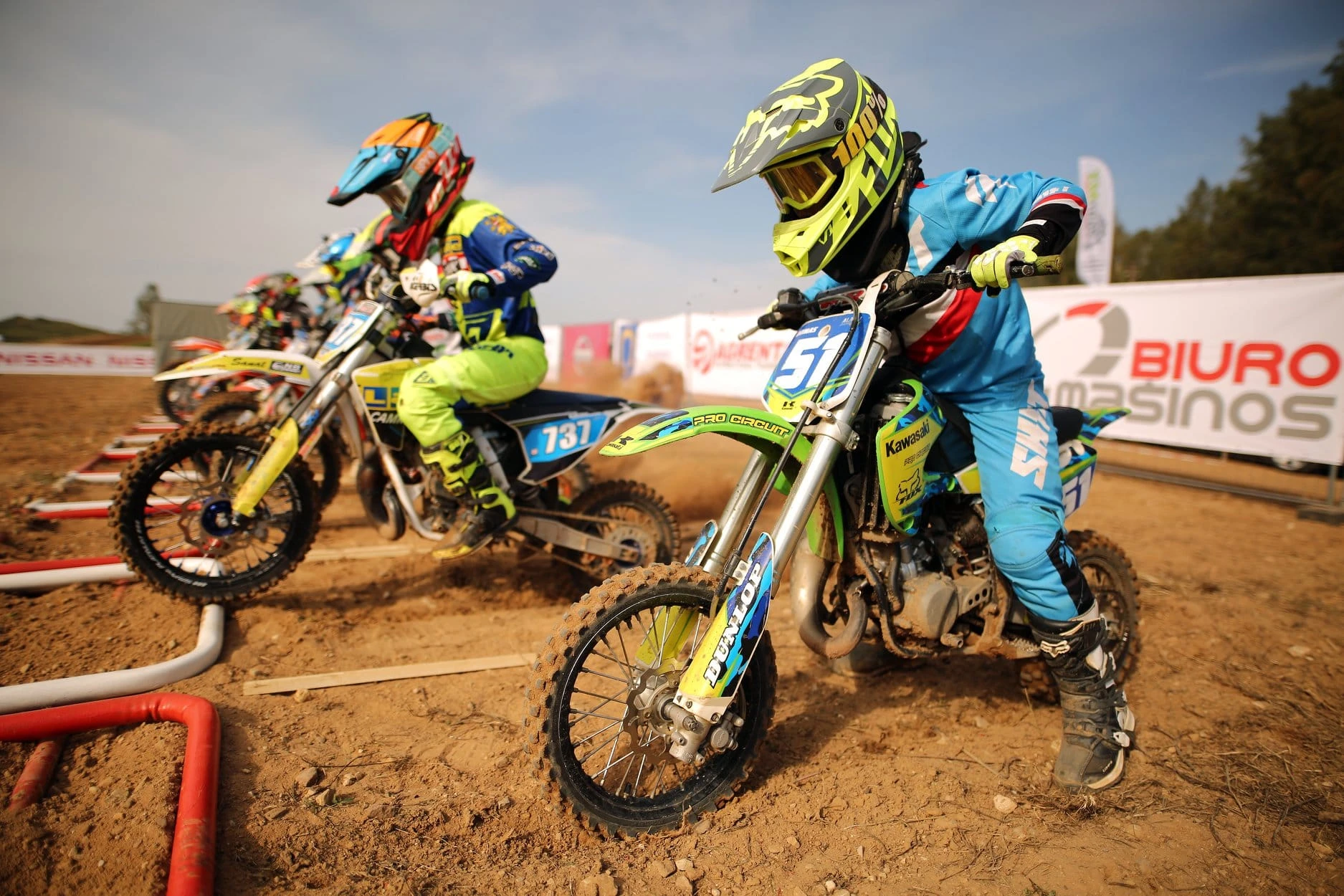 Motokroso sezono finiše – atkaklios kovos su pasaulio čempionato dalyviais