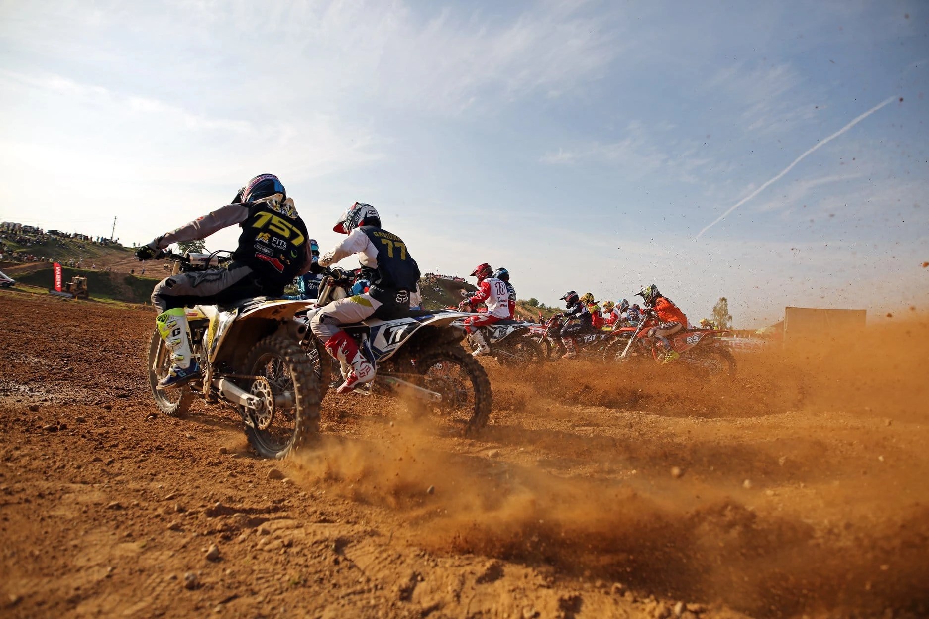 Motokroso sezono finiše – atkaklios kovos su pasaulio čempionato dalyviais
