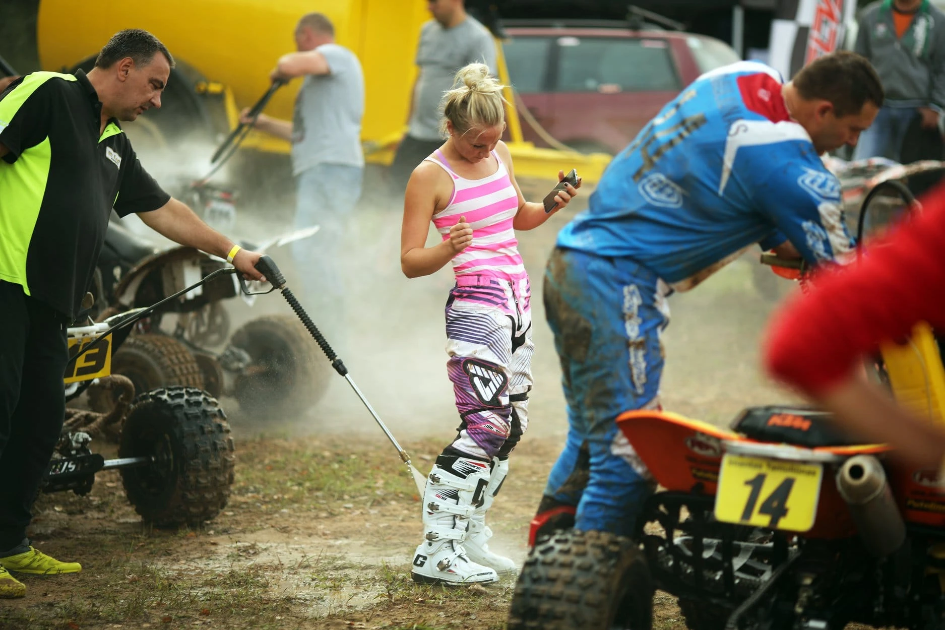 Motokroso sezono finiše – atkaklios kovos su pasaulio čempionato dalyviais