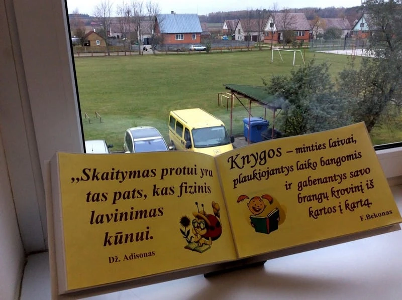 Mokyklos spalvos