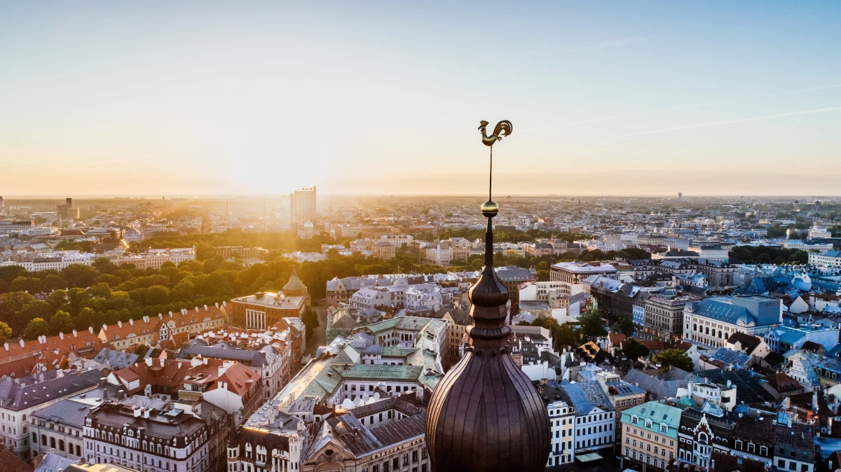 Orijus Gasanovas ir Latvijos ambasadorius pataria, ką privalu pamatyti Rygoje