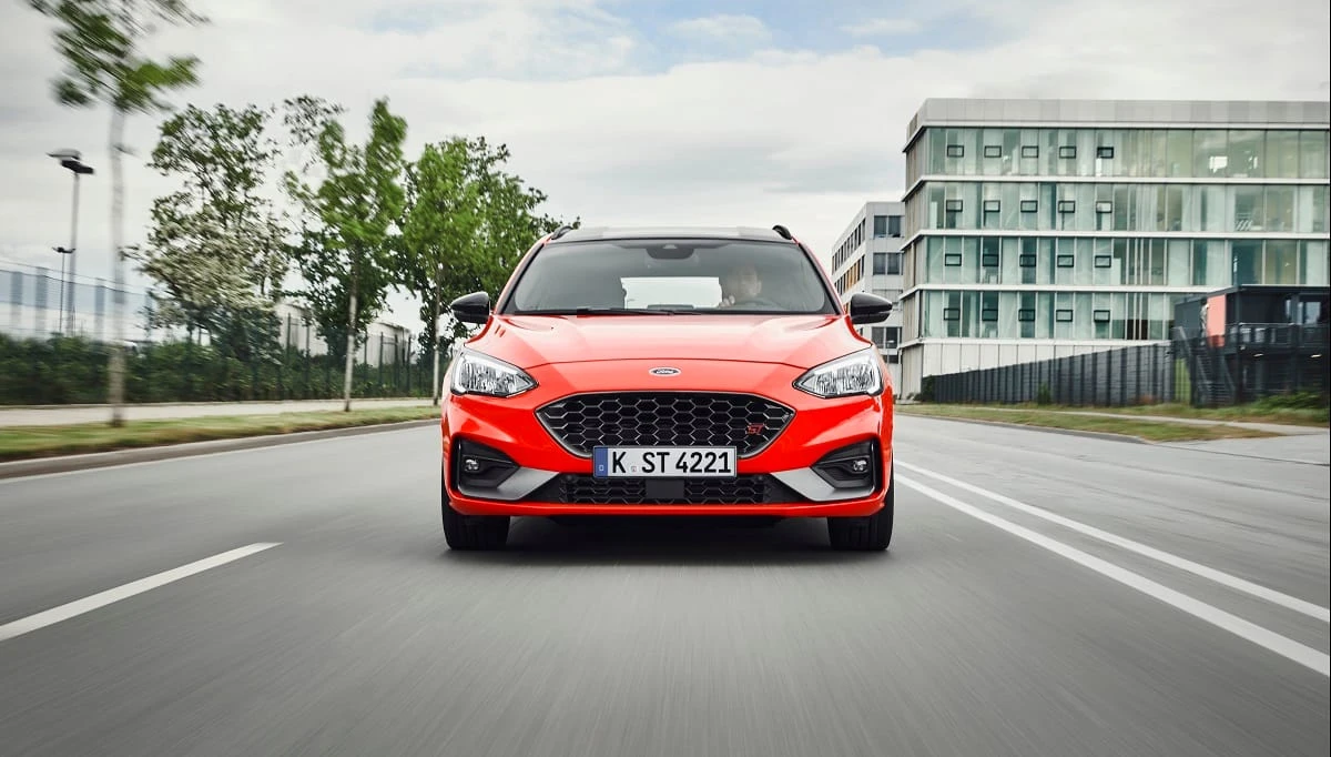 Subalansuotas: naujasis „Ford Focus ST“ išplėtė „karštojo hečbeko“ sąvoką