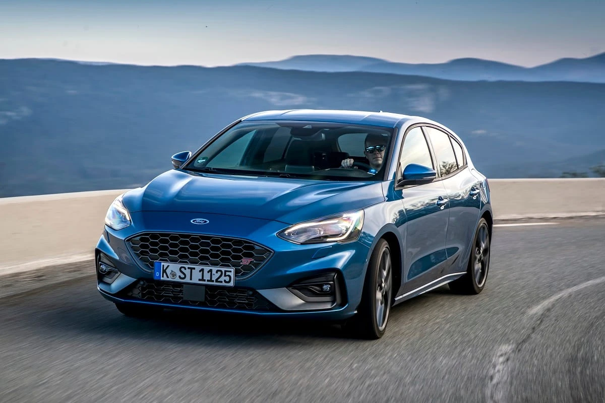 Subalansuotas: naujasis „Ford Focus ST“ išplėtė „karštojo hečbeko“ sąvoką