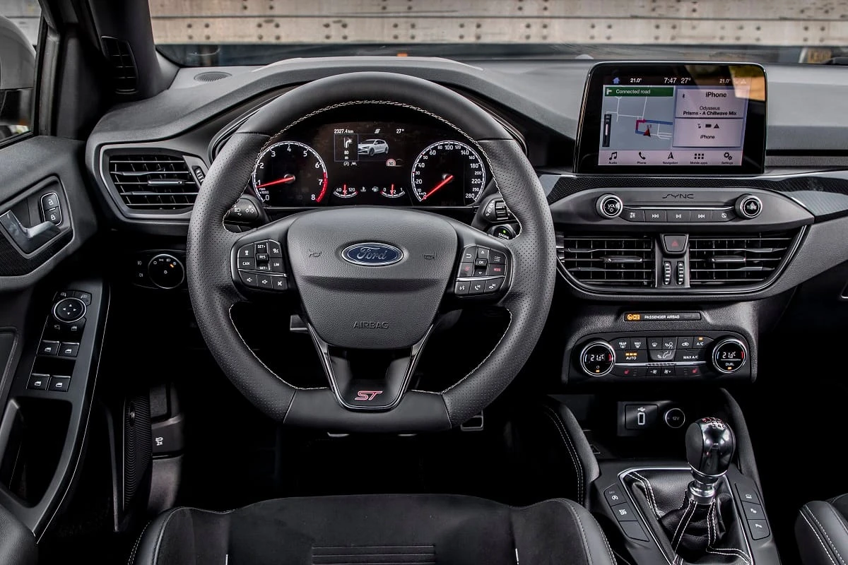 Subalansuotas: naujasis „Ford Focus ST“ išplėtė „karštojo hečbeko“ sąvoką