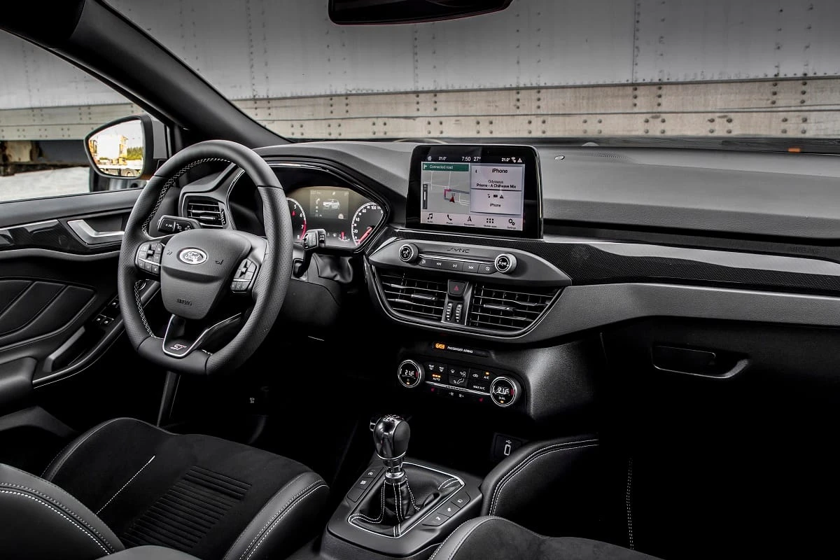 Subalansuotas: naujasis „Ford Focus ST“ išplėtė „karštojo hečbeko“ sąvoką